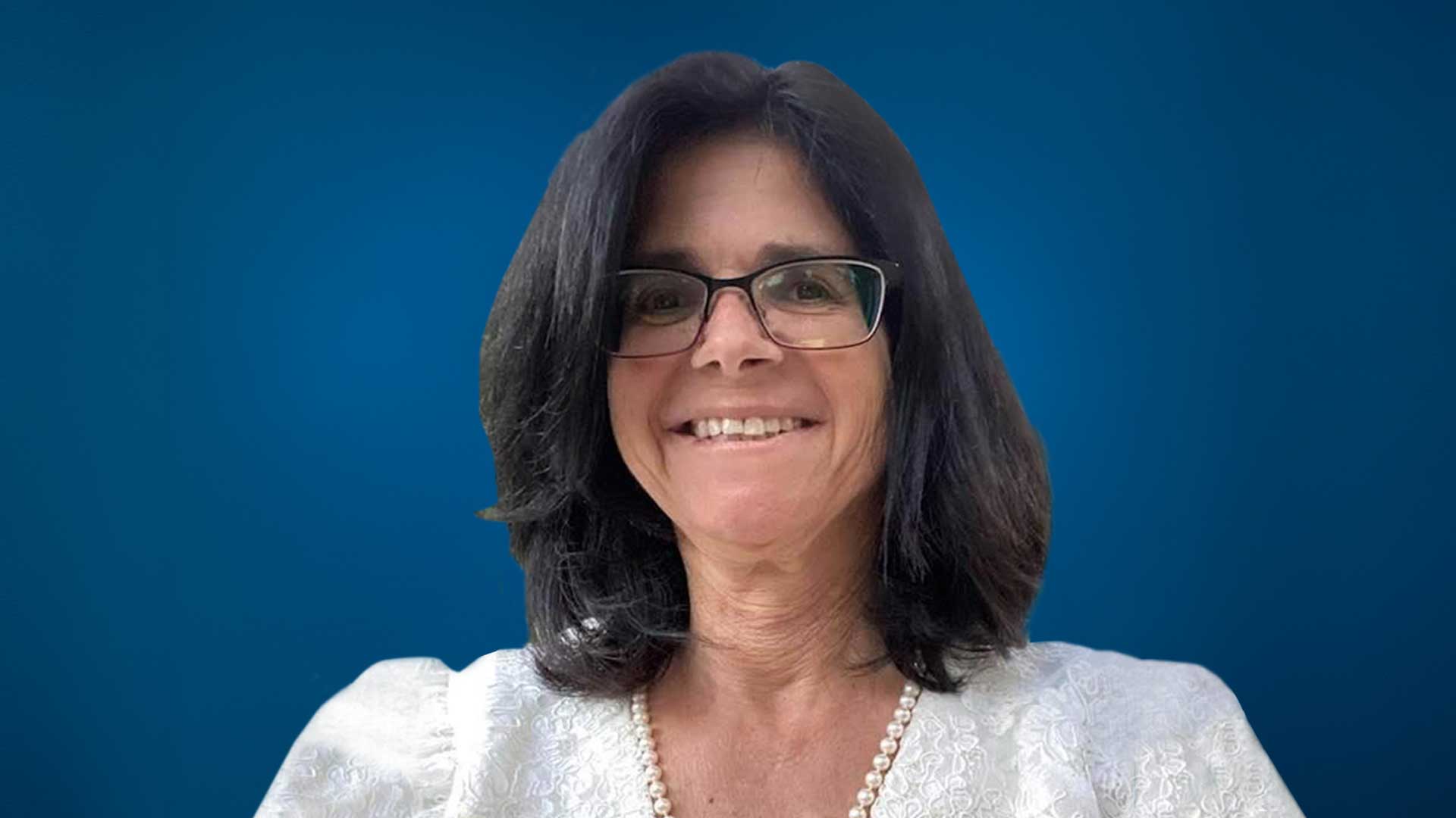 Photo of Ellen Bass